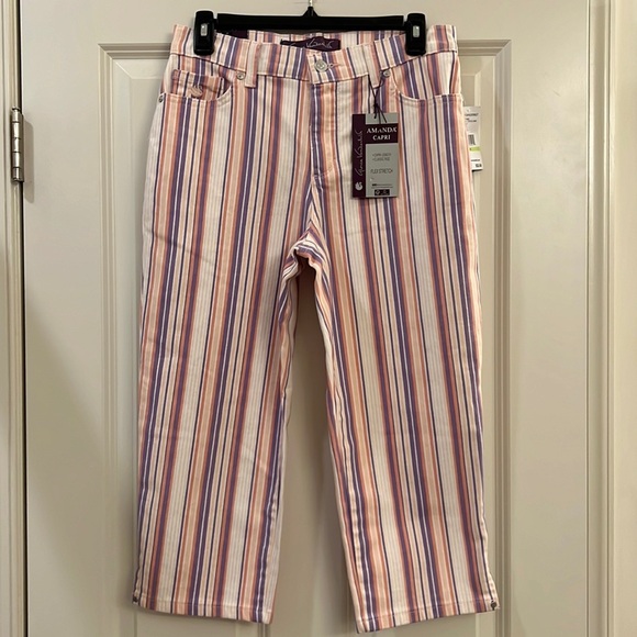 Gloria Vanderbilt ladies capris - Picture 1 of 9